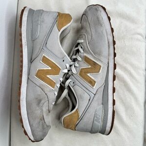 New Balance Men's Gray and Tan Sneakers